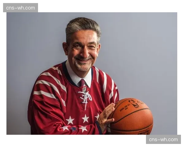 库里的商业版图扩张,成为北美一支电竞战队的联合所有人 库里的商业版图扩张,成为北美一支电竞战队的联合所有人